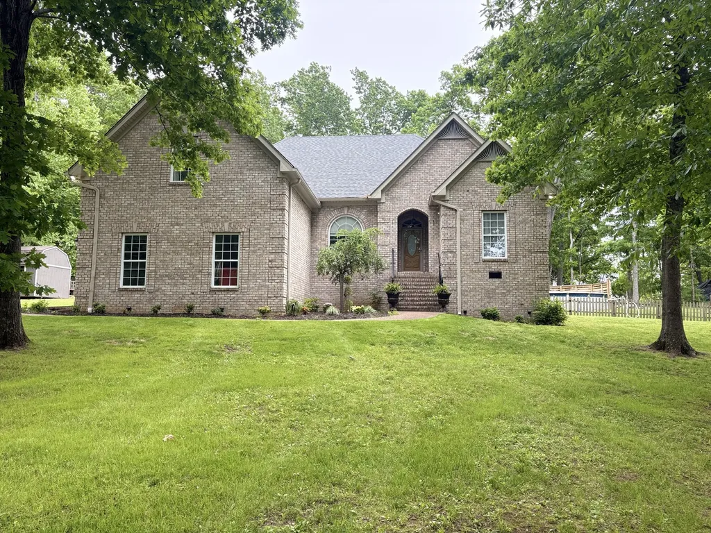 1213 Lake Marie Road Gallatin TN 37066
