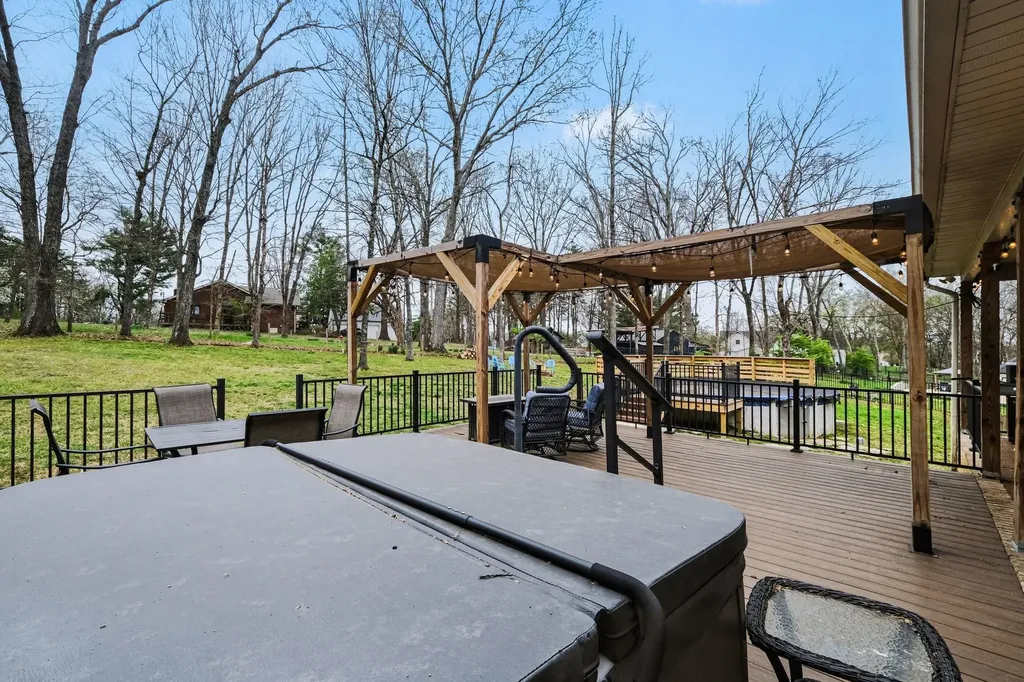 1213 Lake Marie Road Gallatin TN 37066