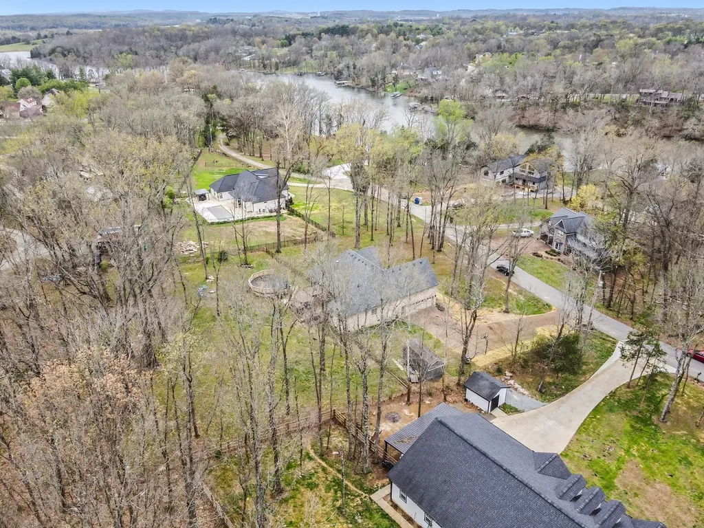 1213 Lake Marie Road Gallatin TN 37066