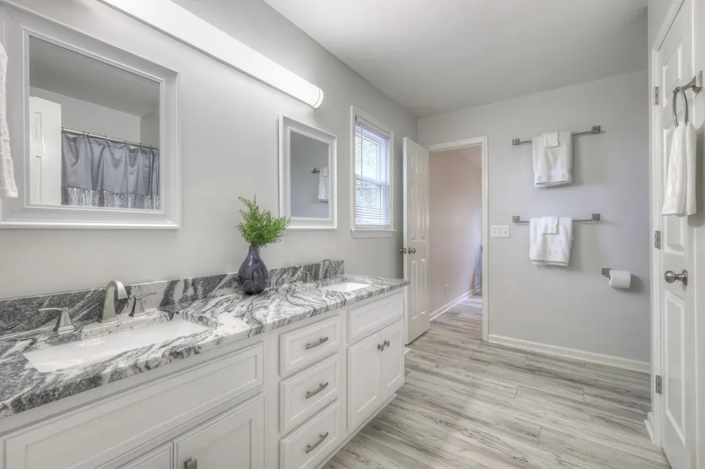 204 Hogan Lane Columbia TN 38401