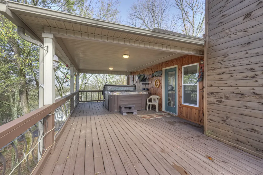 204 Hogan Lane Columbia TN 38401