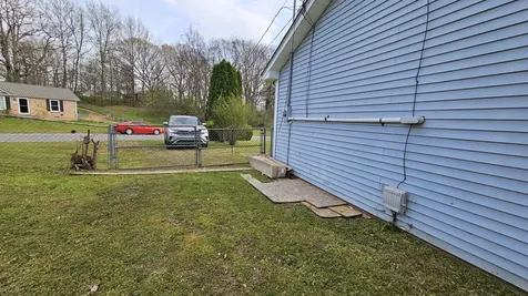 1503 Sunshine Drive Clarksville TN 37042