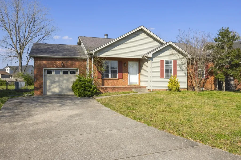 2213 Riverway Drive Old Hickory TN 37138