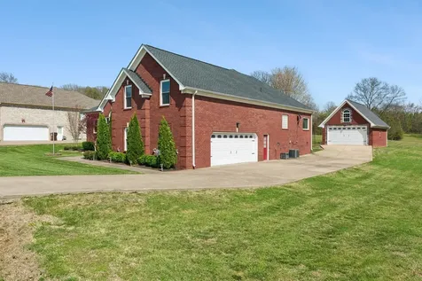 1035 Bending Chestnut Drive Lebanon TN 37087