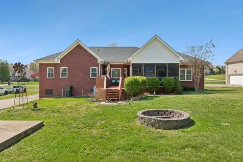 1035 Bending Chestnut Drive Lebanon TN 37087