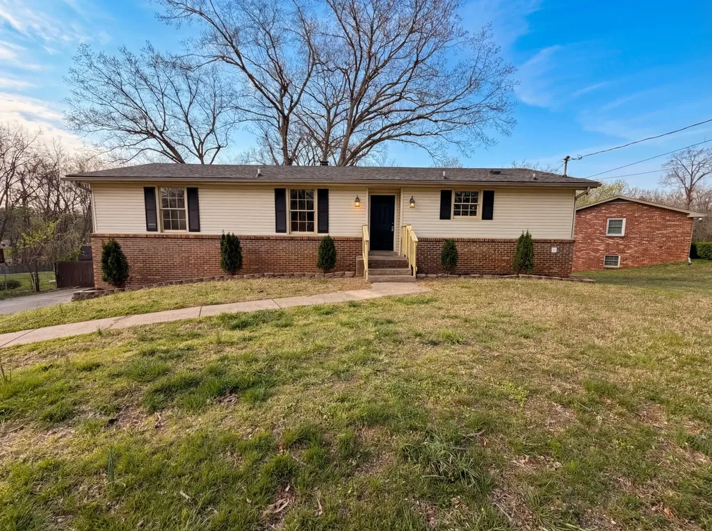 435 Victory Road Clarksville TN 37042