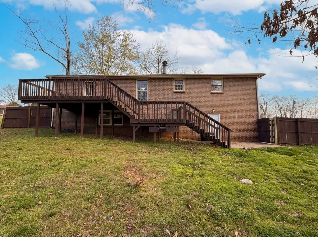 435 Victory Road Clarksville TN 37042