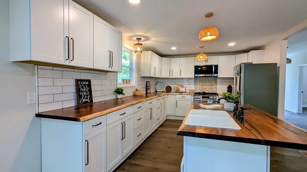 210 Pap Johnson Circle Gainesboro TN 38562