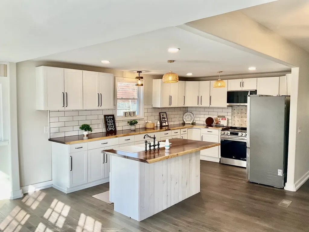 210 Pap Johnson Circle Gainesboro TN 38562