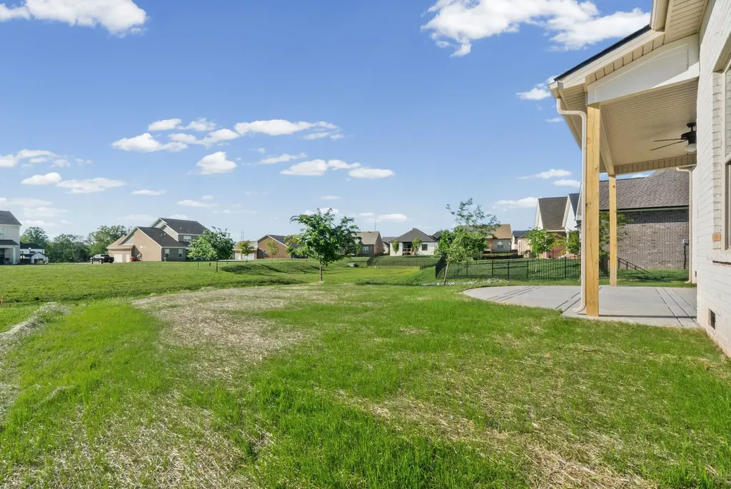 526 Foxglove Lane Clarksville TN 37043