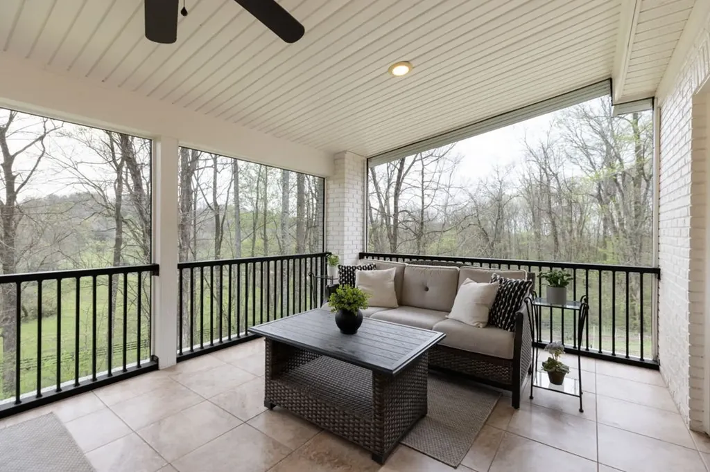 1395 Roy Sellers Road Columbia TN 38401