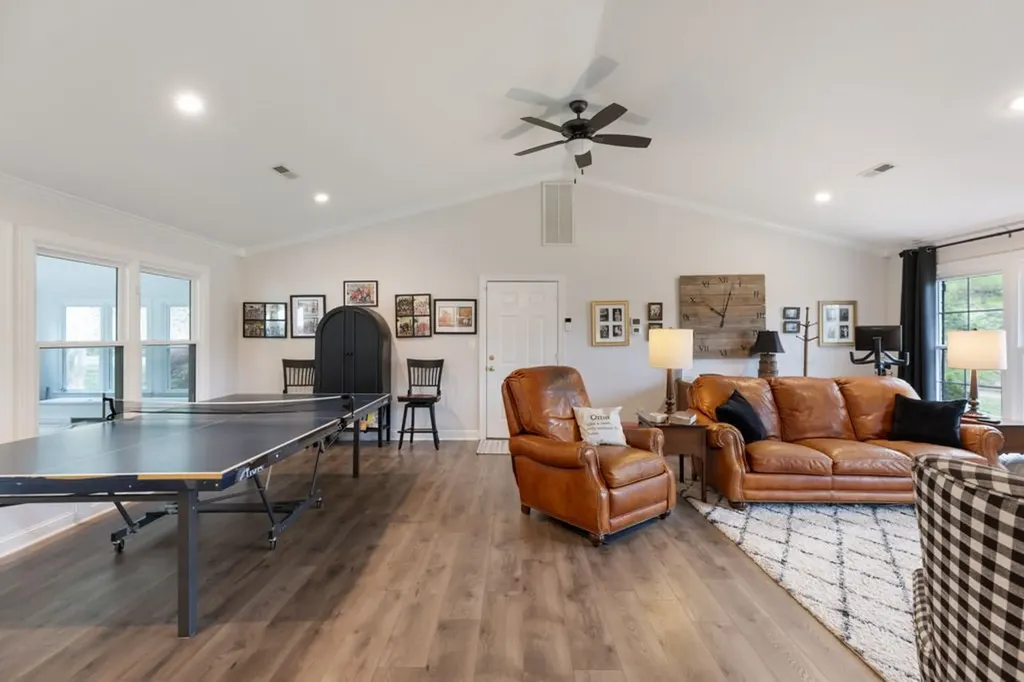 1395 Roy Sellers Road Columbia TN 38401