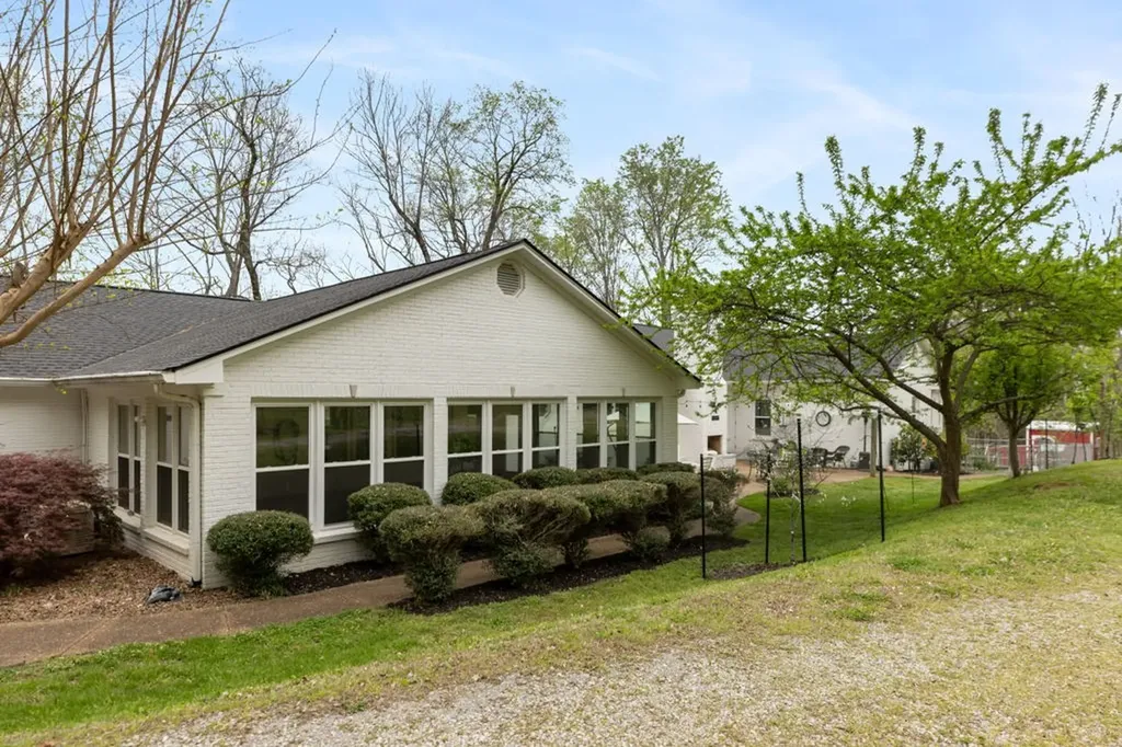 1395 Roy Sellers Road Columbia TN 38401