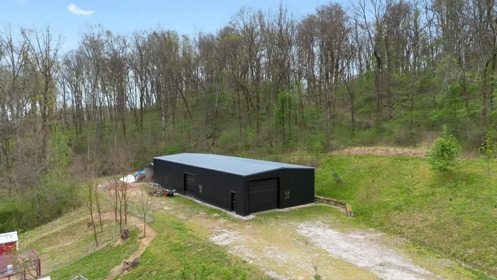 1395 Roy Sellers Road Columbia TN 38401