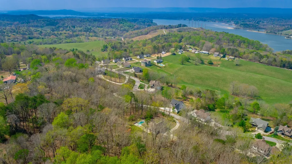 9768 Caseview Drive Harrison TN 37341