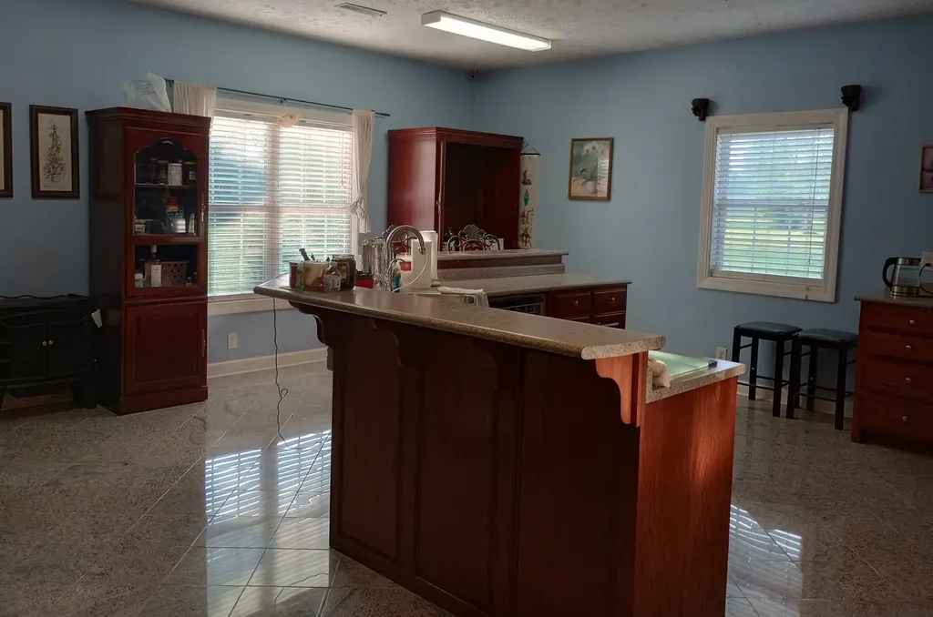 4389 Veals Road Murfreesboro TN 37127
