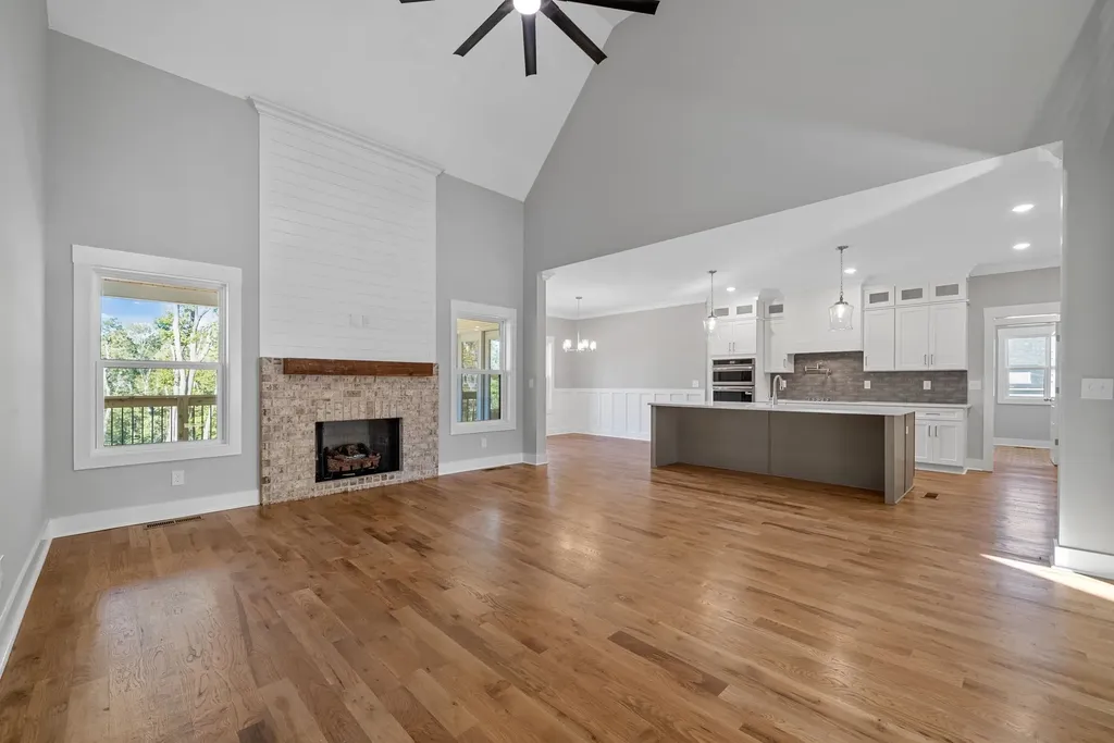 1808 Gholson Road Clarksville TN 37043