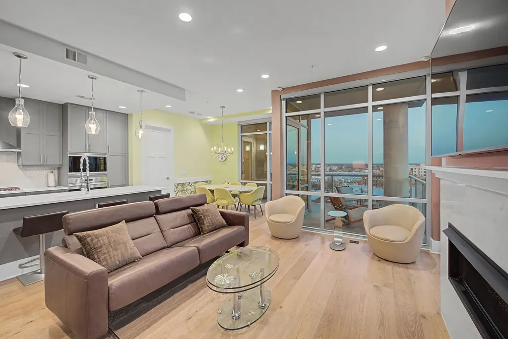 20 Rutledge Street Nashville TN 37210