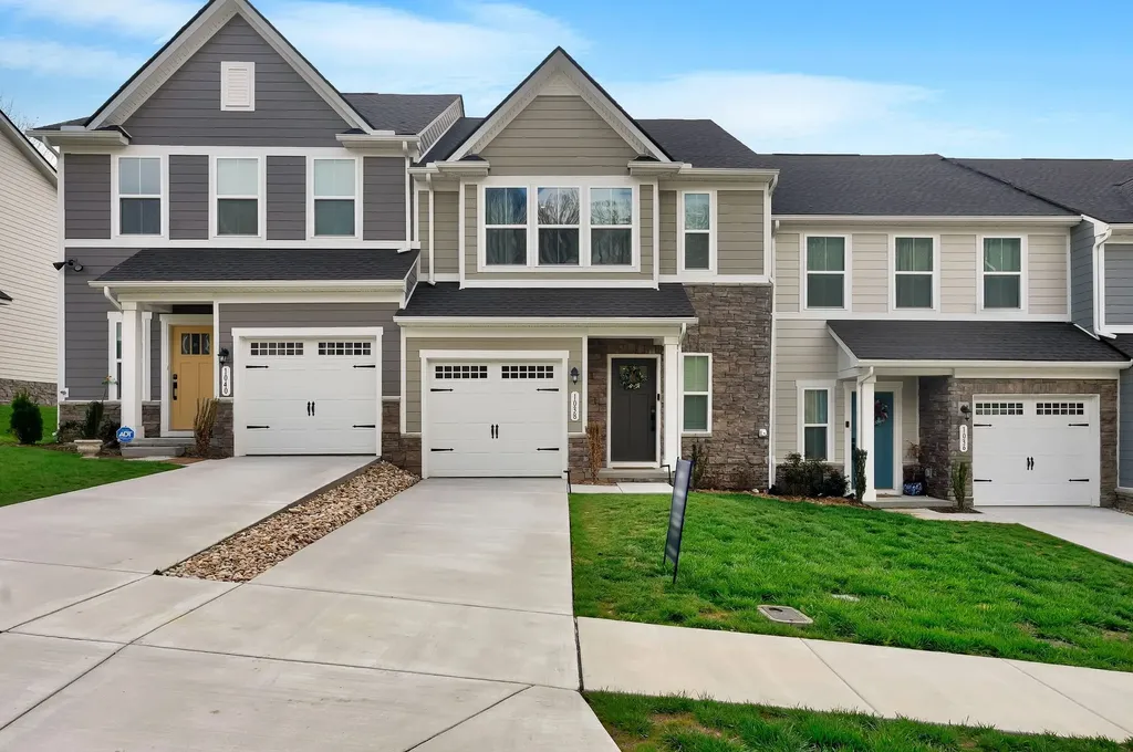 1038 Mountain View Drive Thompsons Station TN 37179