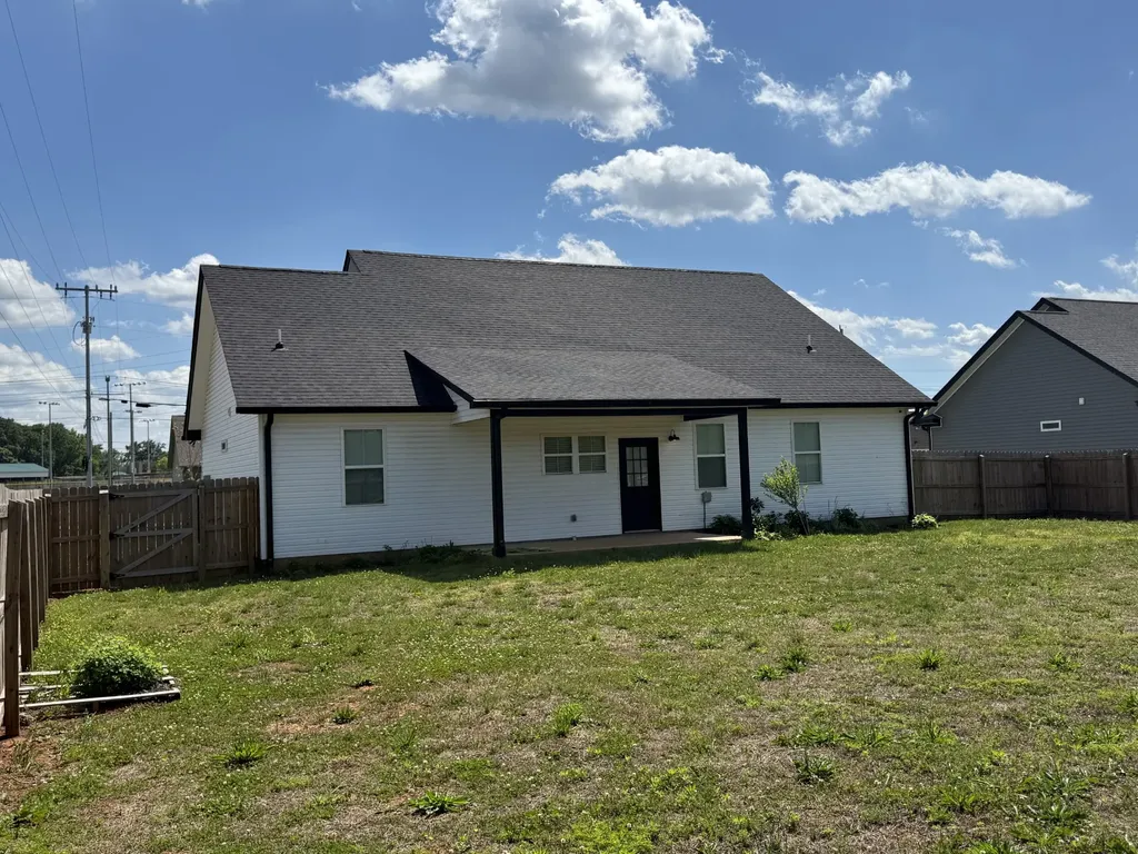 100 Burley Way Portland TN 37148