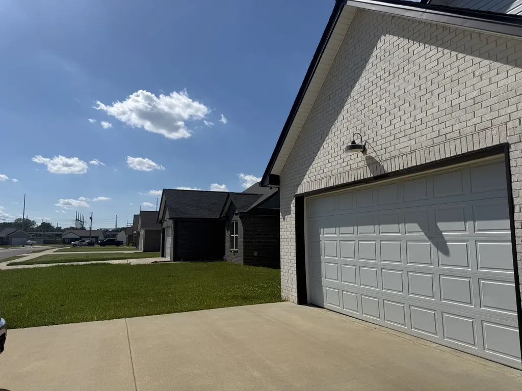 100 Burley Way Portland TN 37148