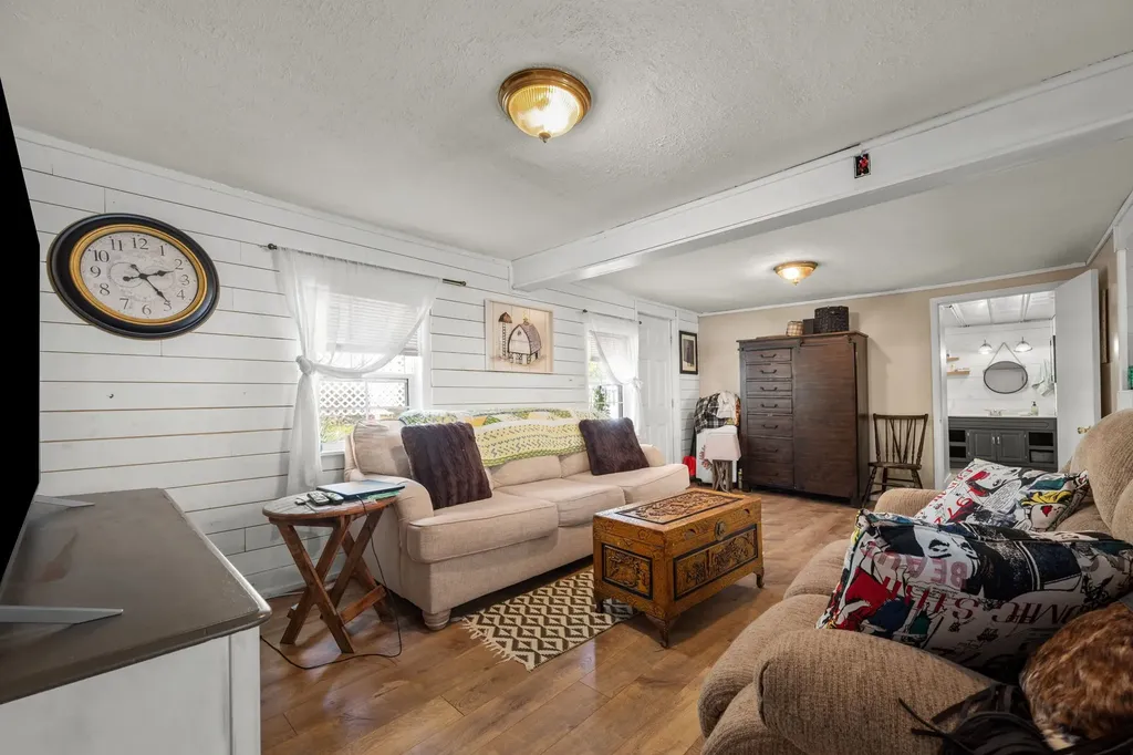 1987 Bobo Hollow Road Tullahoma TN 37388