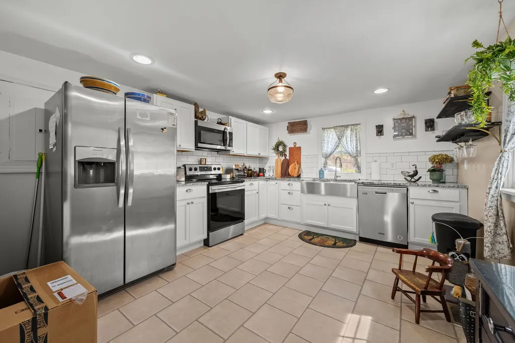 1987 Bobo Hollow Road Tullahoma TN 37388