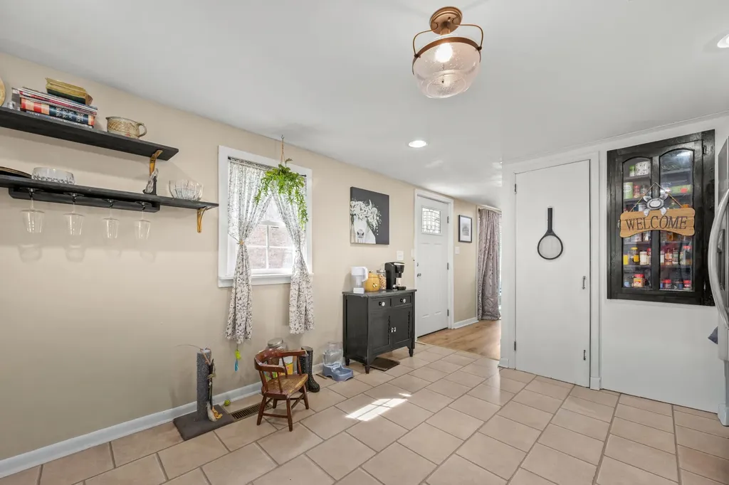 1987 Bobo Hollow Road Tullahoma TN 37388