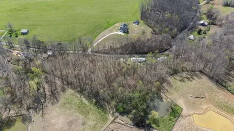 1987 Bobo Hollow Road Tullahoma TN 37388