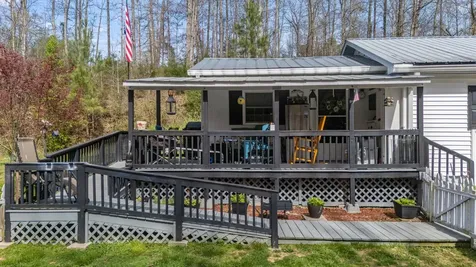 1987 Bobo Hollow Road Tullahoma TN 37388