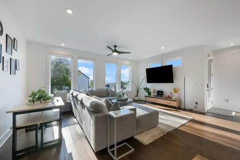 3108B Curtis Street Nashville TN 37218