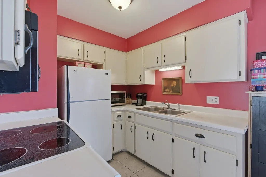 385 Deer Lake Drive Nashville TN 37221