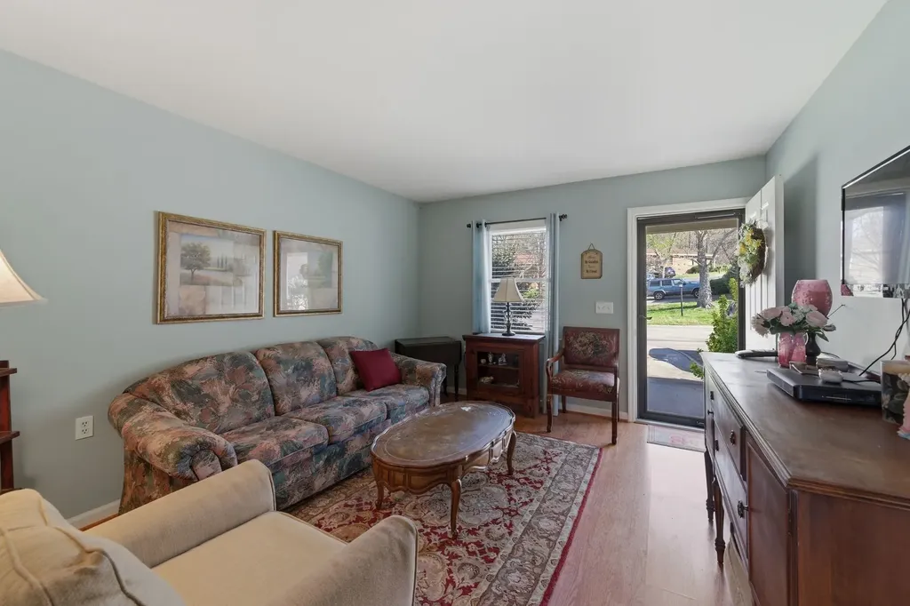 385 Deer Lake Drive Nashville TN 37221