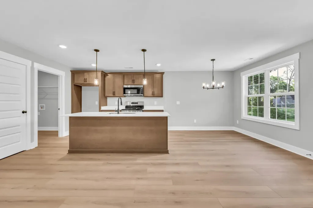 23 Virginia Terrace Clarksville TN 37042