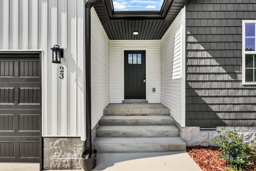 23 Virginia Terrace Clarksville TN 37042