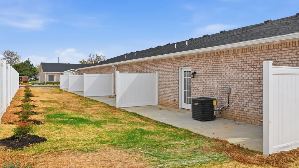 741 Kings Lane Tullahoma TN 37388