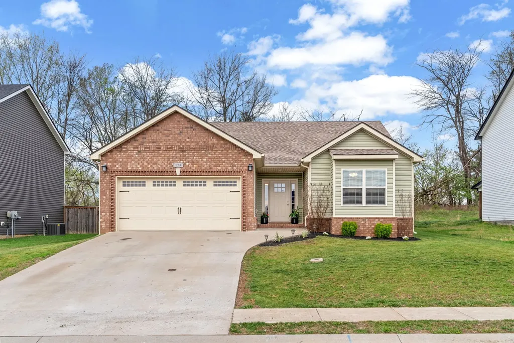 873 Lutz Lane Clarksville TN 37042