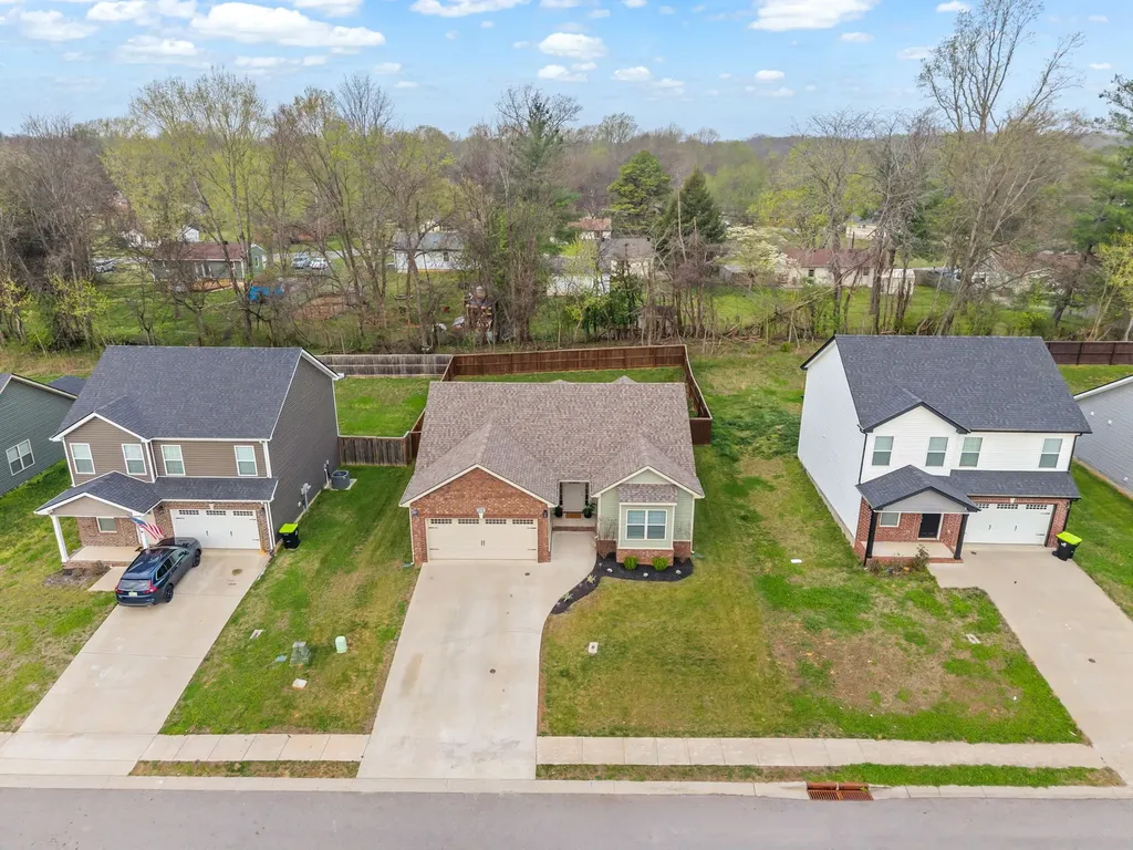 873 Lutz Lane Clarksville TN 37042