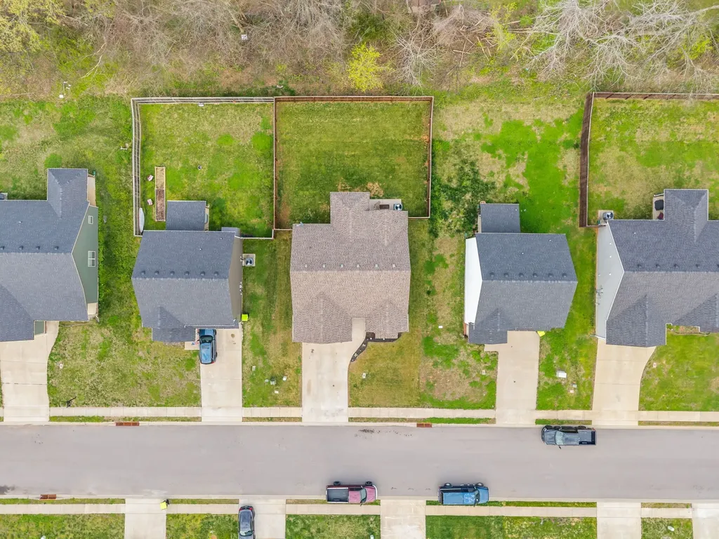 873 Lutz Lane Clarksville TN 37042