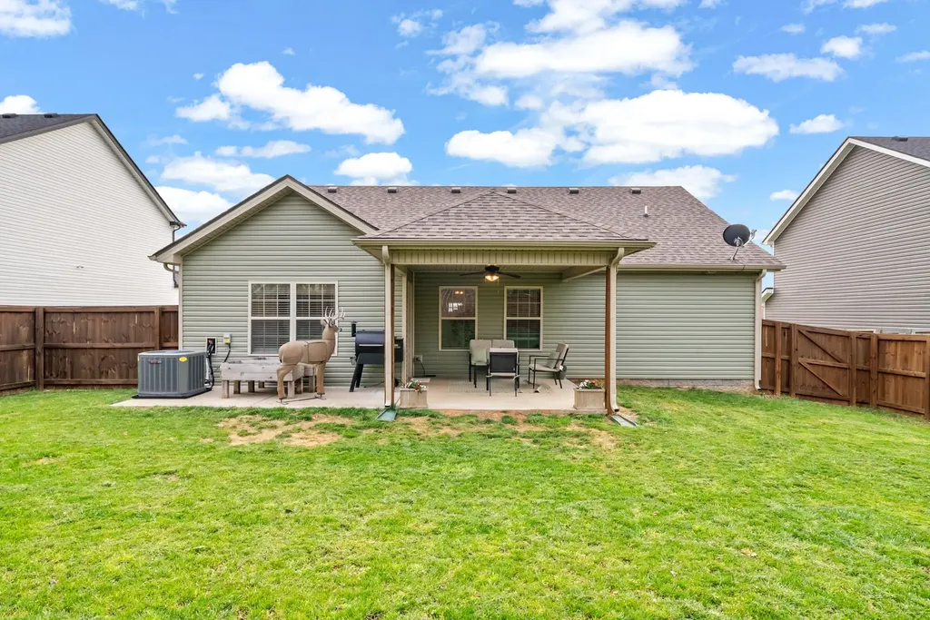 873 Lutz Lane Clarksville TN 37042