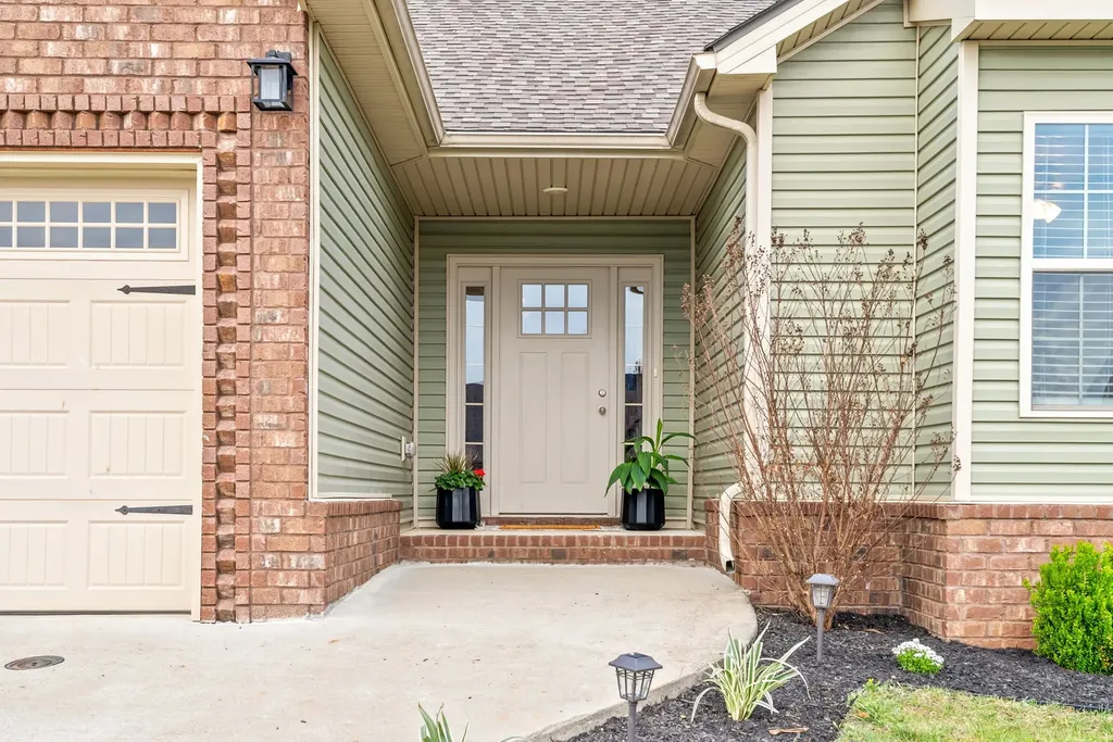 873 Lutz Lane Clarksville TN 37042