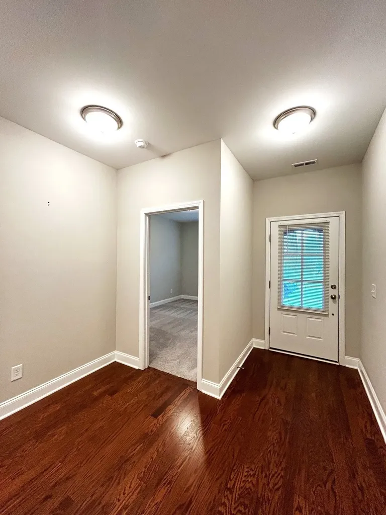 3211 Chaucer Lane Gallatin TN 37066