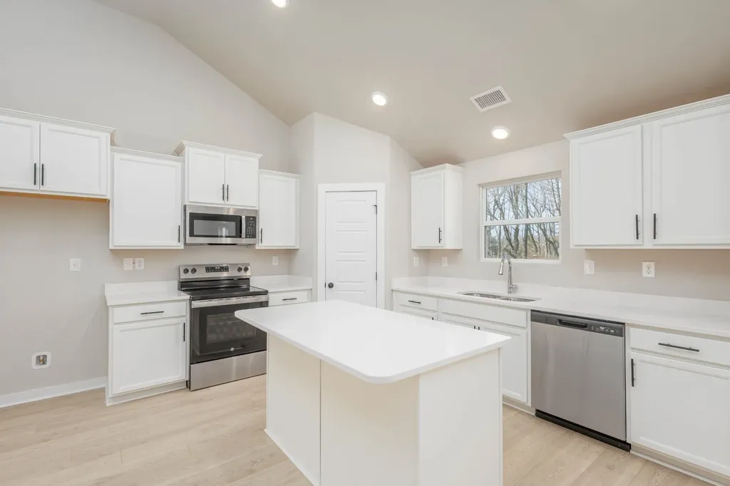 103 Cherry Blossom Way Dickson TN 37055