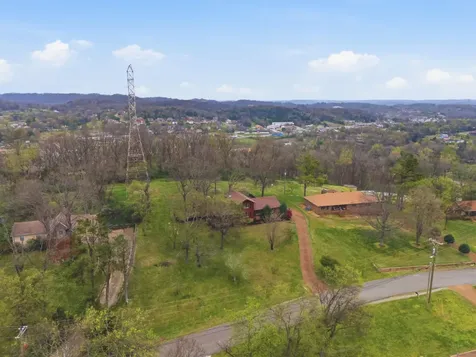 506 Woodshire Drive Goodlettsville TN 37072