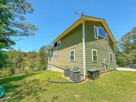 4042 Jones Hollow Road Lobelville TN 37097
