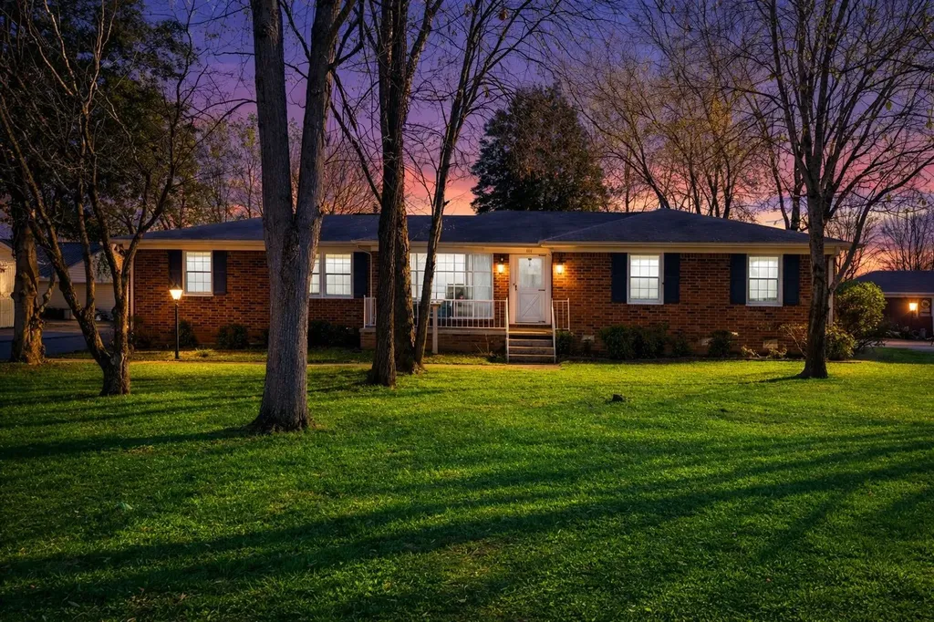 118 Bel Aire Drive Winchester TN 37398