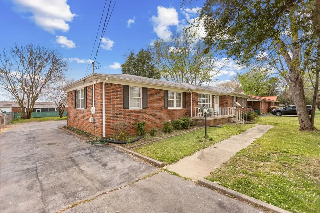 118 Bel Aire Drive Winchester TN 37398