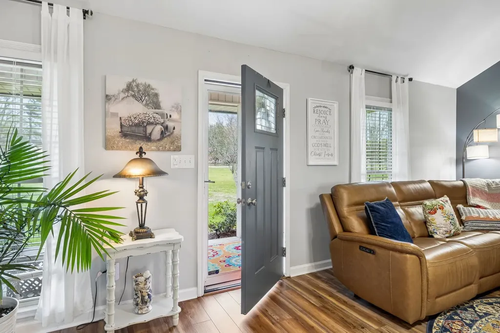 2222 Tindell Lane Columbia TN 38401