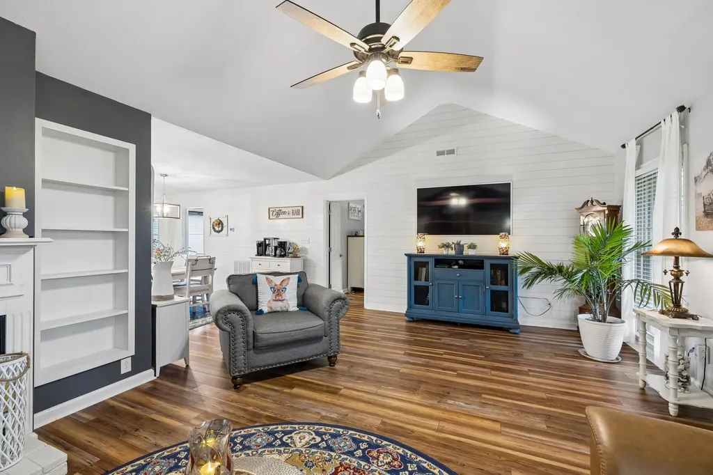 2222 Tindell Lane Columbia TN 38401