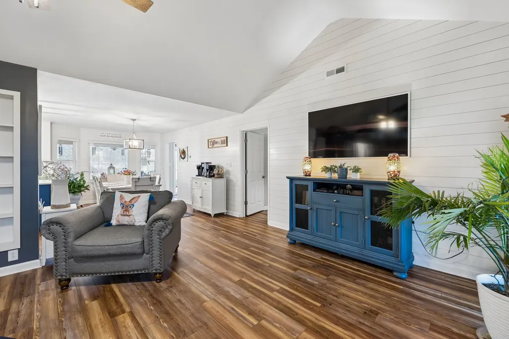 2222 Tindell Lane Columbia TN 38401